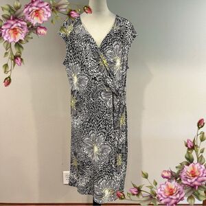 Apt. 9 Black and White Sheath floral plus size Dress size 1X